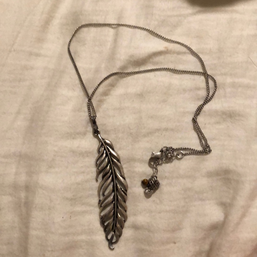 Hippie vintage feather necklace